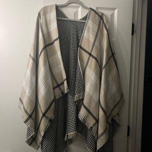 One size tan and navy over sweater